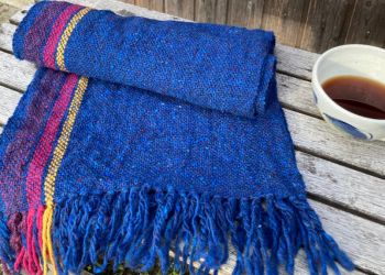 Schal Tweed mit Pink