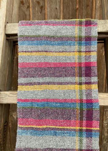 Wollschal mit Streifen (3)